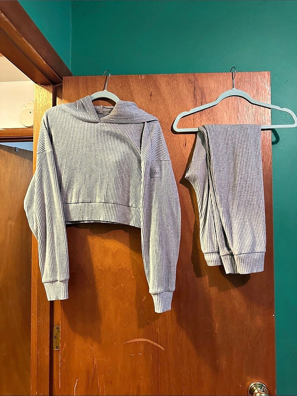 alo Ribbed Crew Neck Set in Gray